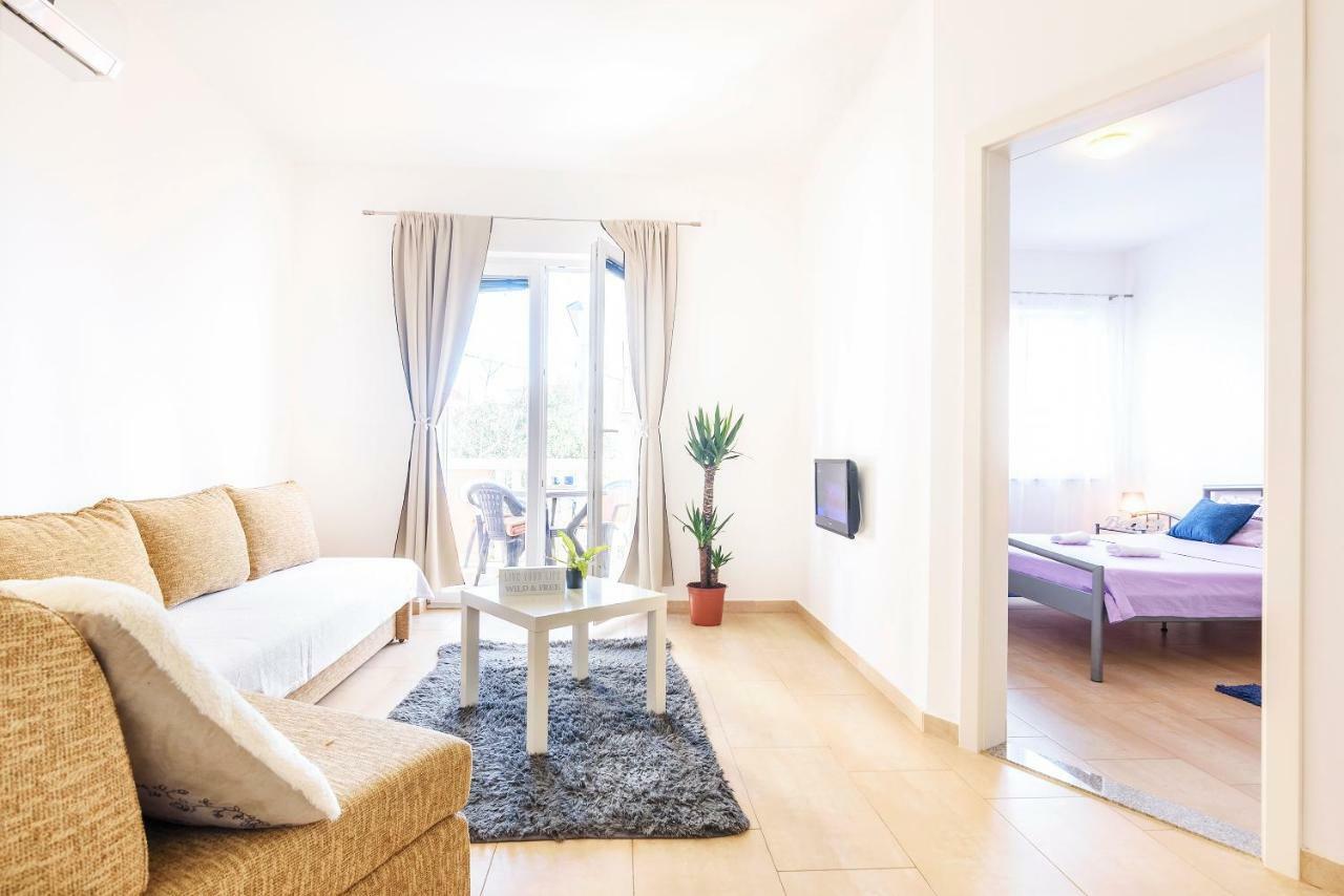 Very Special Apartments Pakostane Exterior photo